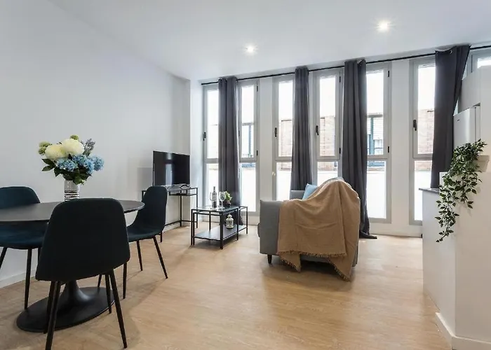 Apartment Lalasuites Rianal